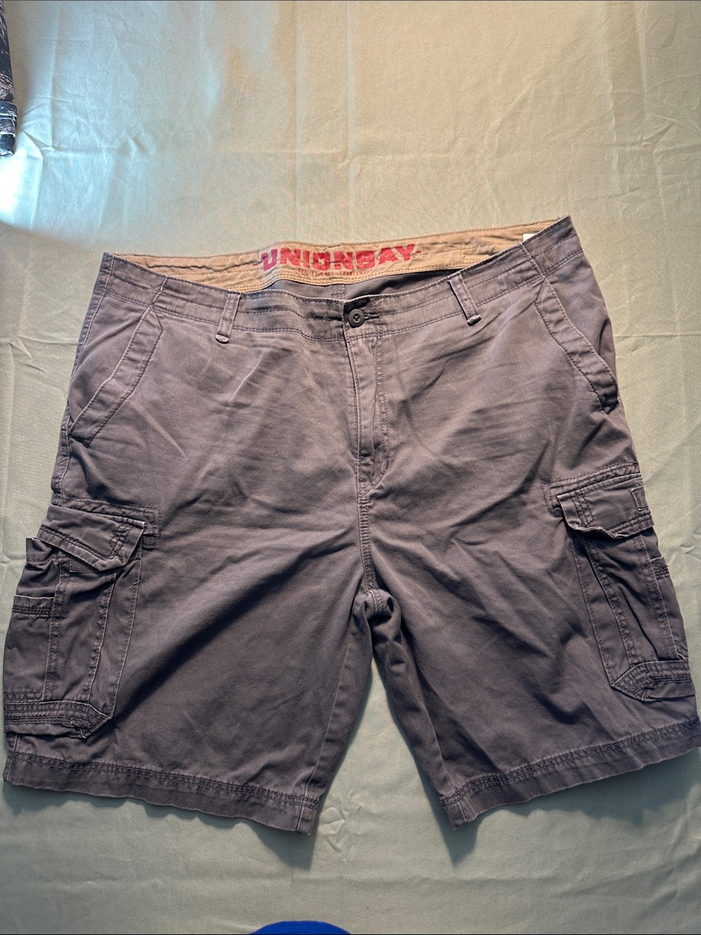 UNIONBAY Men's Gray Cargo Shorts – Utility Pocket Style